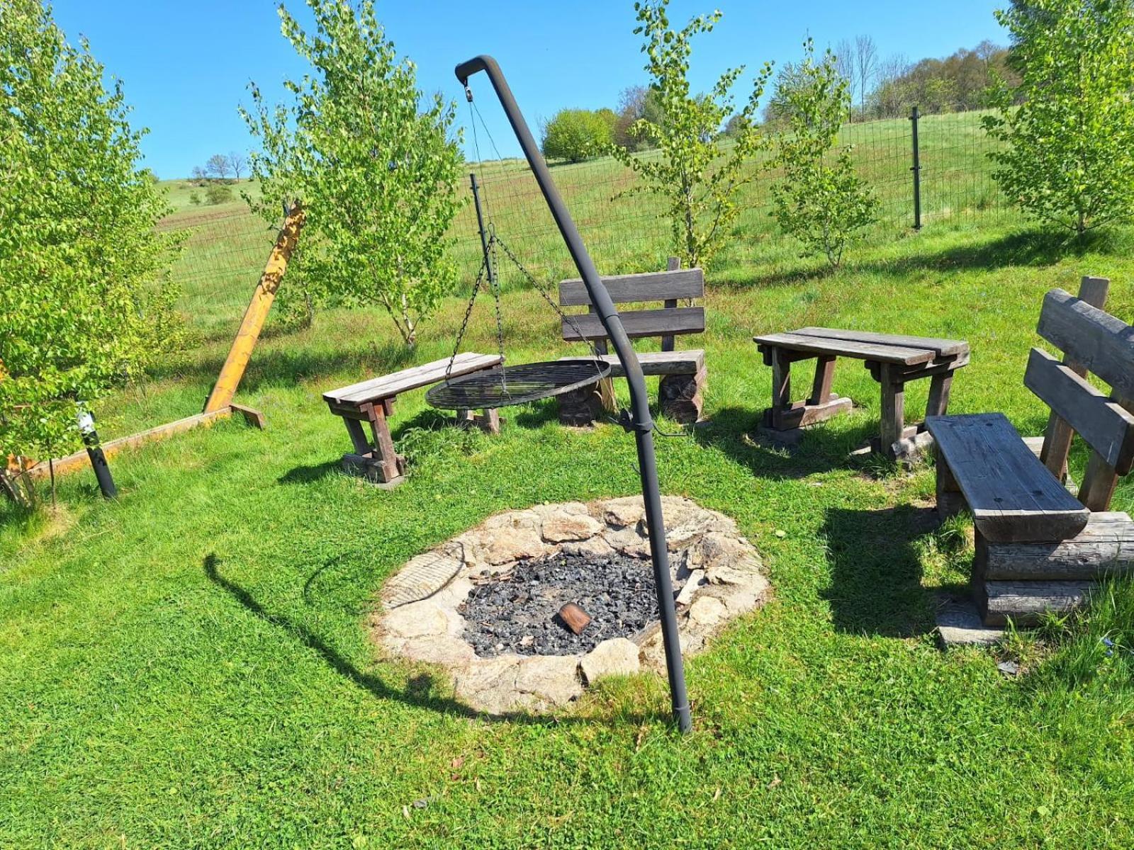 Domek W Gorach Izerskich 4 I 6 Osobowy, Agroturystyka, Zywe Zwierzeta, W Pelni Wyposazone, Plac Zabaw Dla Dzieci, Ognisko Z Kijkami I Rusztem, Ogrzewanie I Klimatyzacja, Latem Basen Mirsk Exterior foto